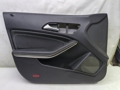 Обшивка двери Mercedes CLA - Class 2015 CLA 180