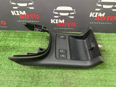 Накладка центральной консоли Nissan Murano 2008 Z51