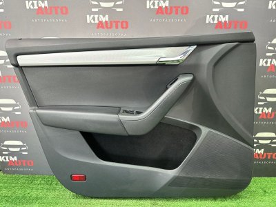 Обшивка двери Skoda Octavia 2014 A7