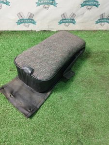 Подлокотник лада 2106 1997 2106