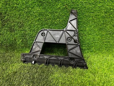 Кронштейн бампера AUDI A4 2011 B8