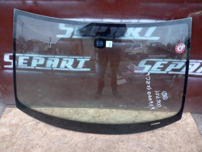 Стекло лобовое Volkswagen Golf 2011 Mk6