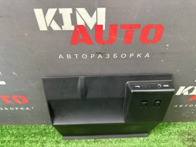 Блок usbaux Skoda Octavia 2014 A7