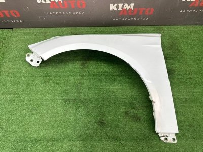 Крыло Ford Focus 3 HB 2012 CB8
