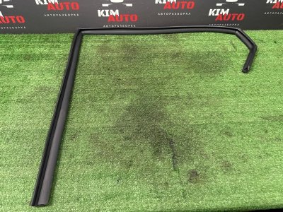 Уплотнитель стекла направляющий Hyundai Solaris 2 2021 HCR