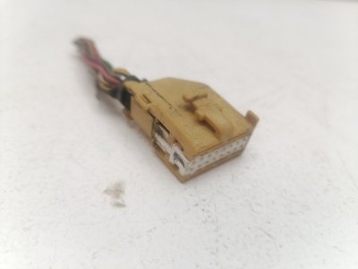 Клемма ( разъем ) Audi A4 B5