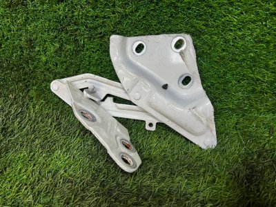 Петля капота VOLKSWAGEN TOUAREG 2007 7L