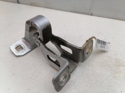 Петля двери багажника Lada Largus