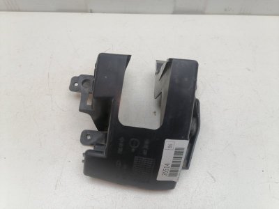 Усилитель бампера Lada Largus