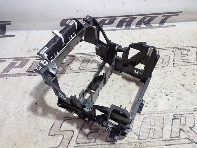 Кронштейн магнитолы Audi A3 2009 8P