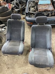 Сиденья комплект Toyota CORONA 1995 седан