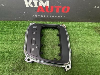 Накладка кулисы АКПП Kia Ceed 2 2012 JD