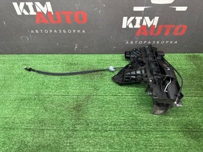 Замок двери Ford Focus 2