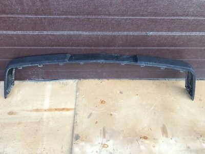 Накладка бампера Mercedes W124 1993 250D