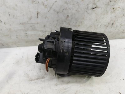 Моторчик печки Lada Xray 2021