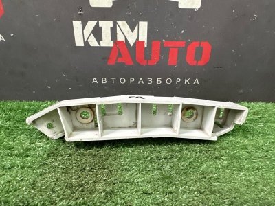 Кронштейн бампера Ford focus 3 2012 CB8
