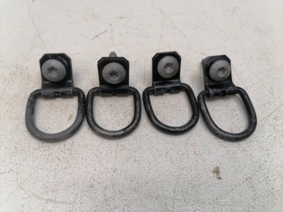 Крепление груза Lada Largus