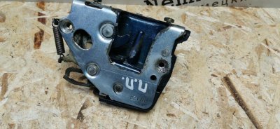 Замок двери Mercedes W126 1988 420SE