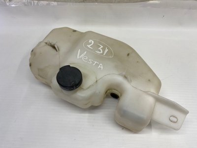 Бачок омывателя Lada Vesta 2020