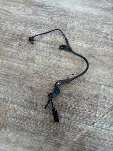 Датчик ABS Mitsubishi Galant