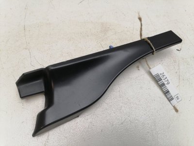 Крышка жабо Lada Largus