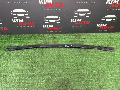 Уплотнитель капота Kia Cerato 2 2010 TD
