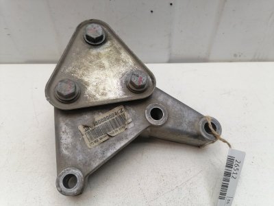 Кронштейн двигателя Lada Largus