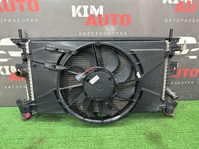 Кассета радиаторов с вентилятором Ford Focus 3 HB 2012 CB8