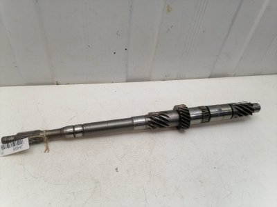 Вал кпп первичный Audi 80 B3