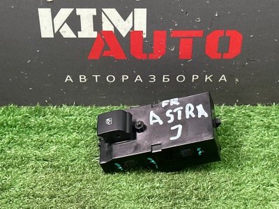 Кнопка стеклоподъемника Opel Astra J