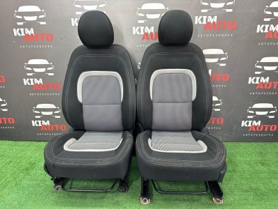 Сиденья передние комплект Kia Ceed 2 2012 JD