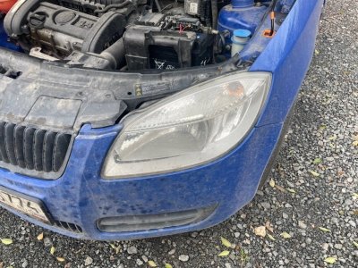 Фара Skoda Fabia 2008