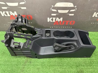 Центральная консоль(тоннель) МКПП Ford focus 3 2012 CB8