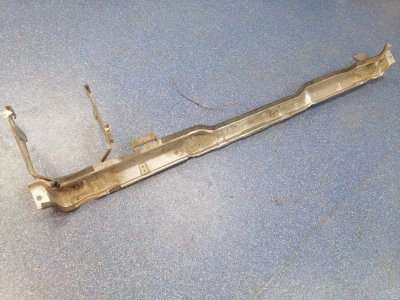 Усилитель торпедо Volkswagen Transporter 1993 T4