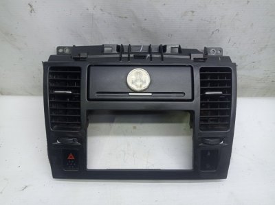 Рамка магнитолы Nissan Tiida 2007