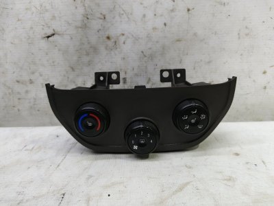 Блок управления климат-контролем Chevrolet Cobalt 2013