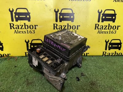 Блок предохранителей Lexus Lx 470 2001 J100