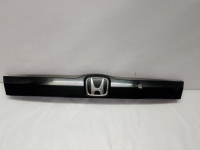 Молдинг крышки багажника Honda Fit 2007-2015 GE8