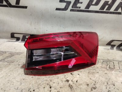 Фонарь наружный Skoda kodiaq