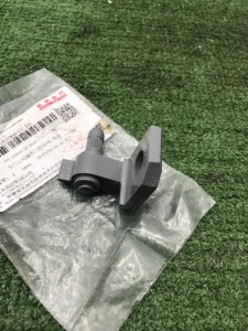 Петля двери