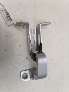 Петля двери багажника Lada Largus