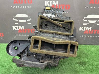 Отопитель в сборе Ford Focus 3 HB 2012 CB8