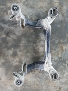 Подрамник Mercedes-Benz S-Class W221