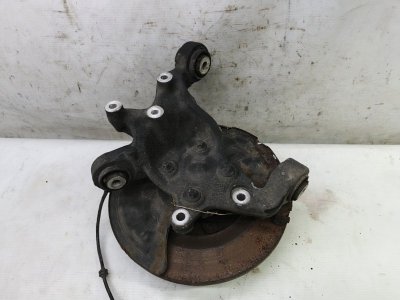 Кулак поворотный Mercedes CLA - Class 2015 CLA 180