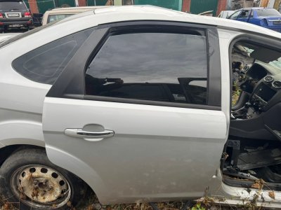 Дверь Ford Focus 2011 2