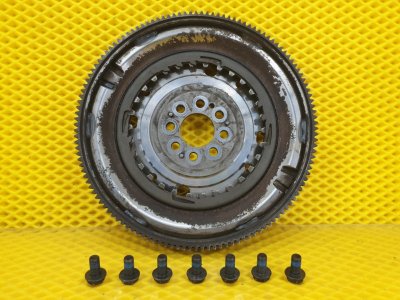 Маховик SKODA Octavia 2012