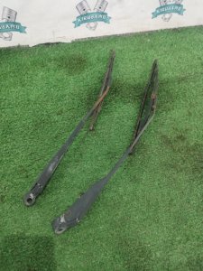 Щёткодержатель поводок лада 21063 2106