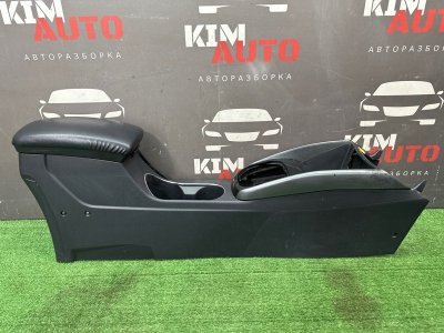 Центральная Консоль с подлокотником Kia Cerato 2 2010 TD