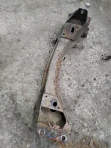 Балка продольная под ДВС лада 2105 21053