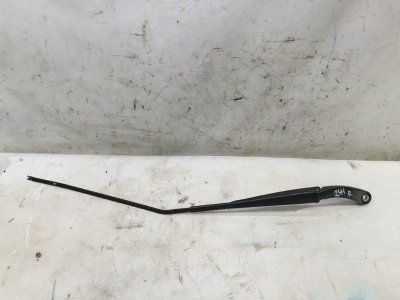 Поводок стеклоочистителя Lada Xray 2021